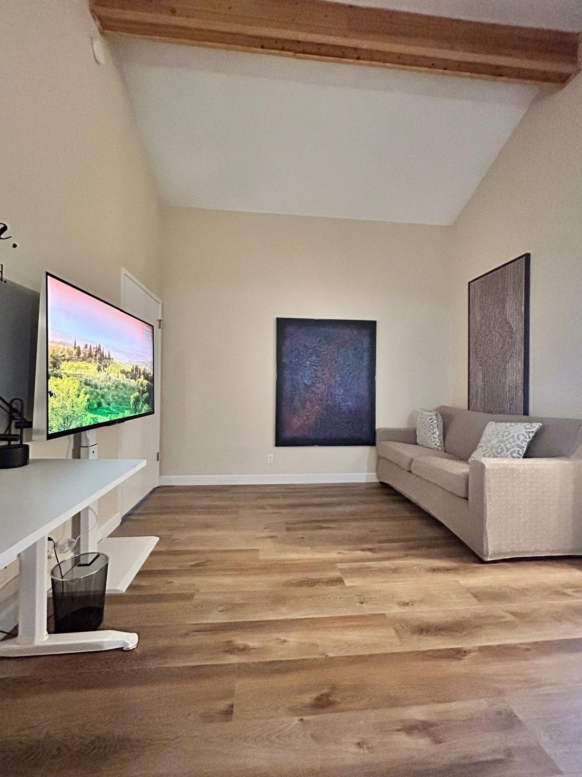 Deluxe Master Bedroom