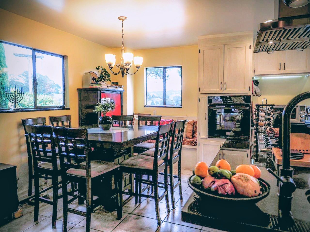 fully furnished 2 BR, 1 Bath, in El Sobrante