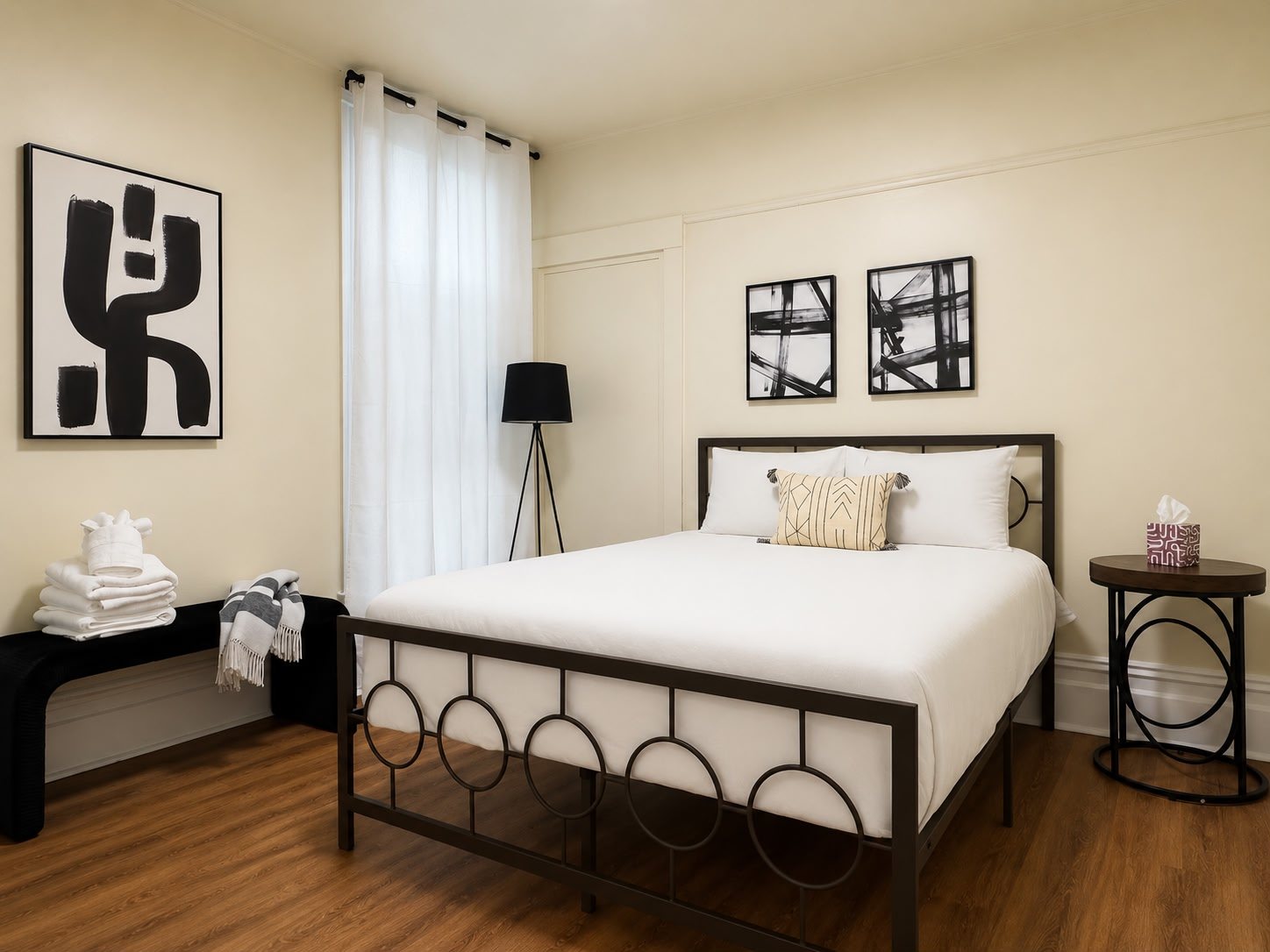 Stunning 6 Bedroom/2 5 Bath in Uptown