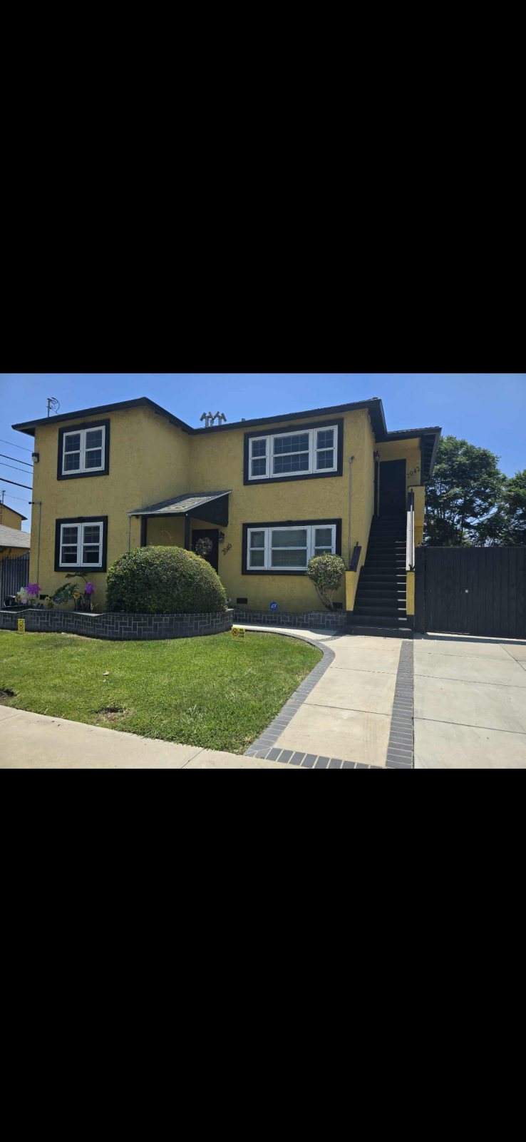 Beautiful 2 bedroom 1 Bath Fully Furnished