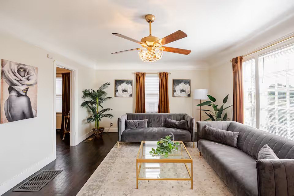 The Velvet Lounge | Executive 1BR Retreat in Vallejo